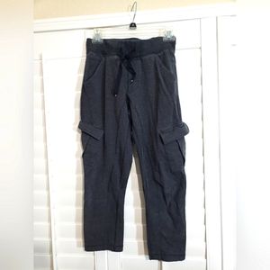Lululemon crop cargo sweat pants. Size 4. Lightly worn.